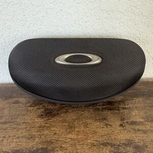 Oakley Sunglasses, Black Storage Case, Hard Shell Zippered, Foam Insert Nose Pcs